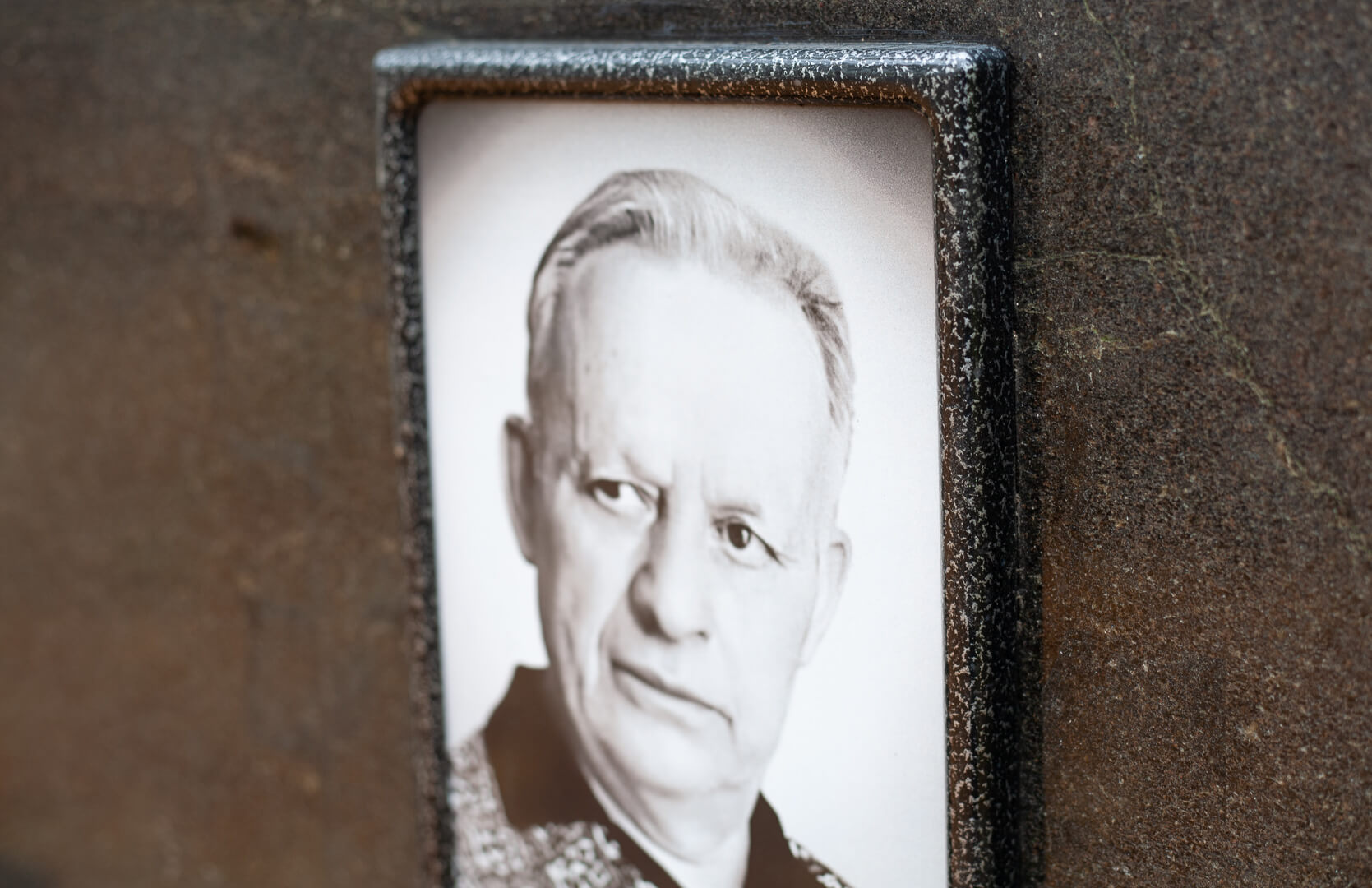 Фотомедальон в Минске на памятнике, кладбище Северное