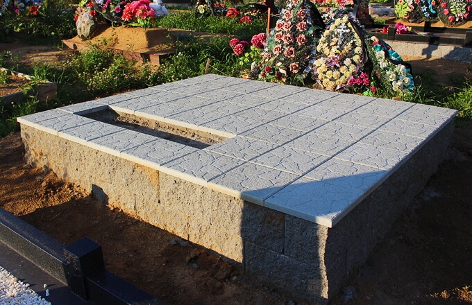 Демонтаж старого памятника в Минске