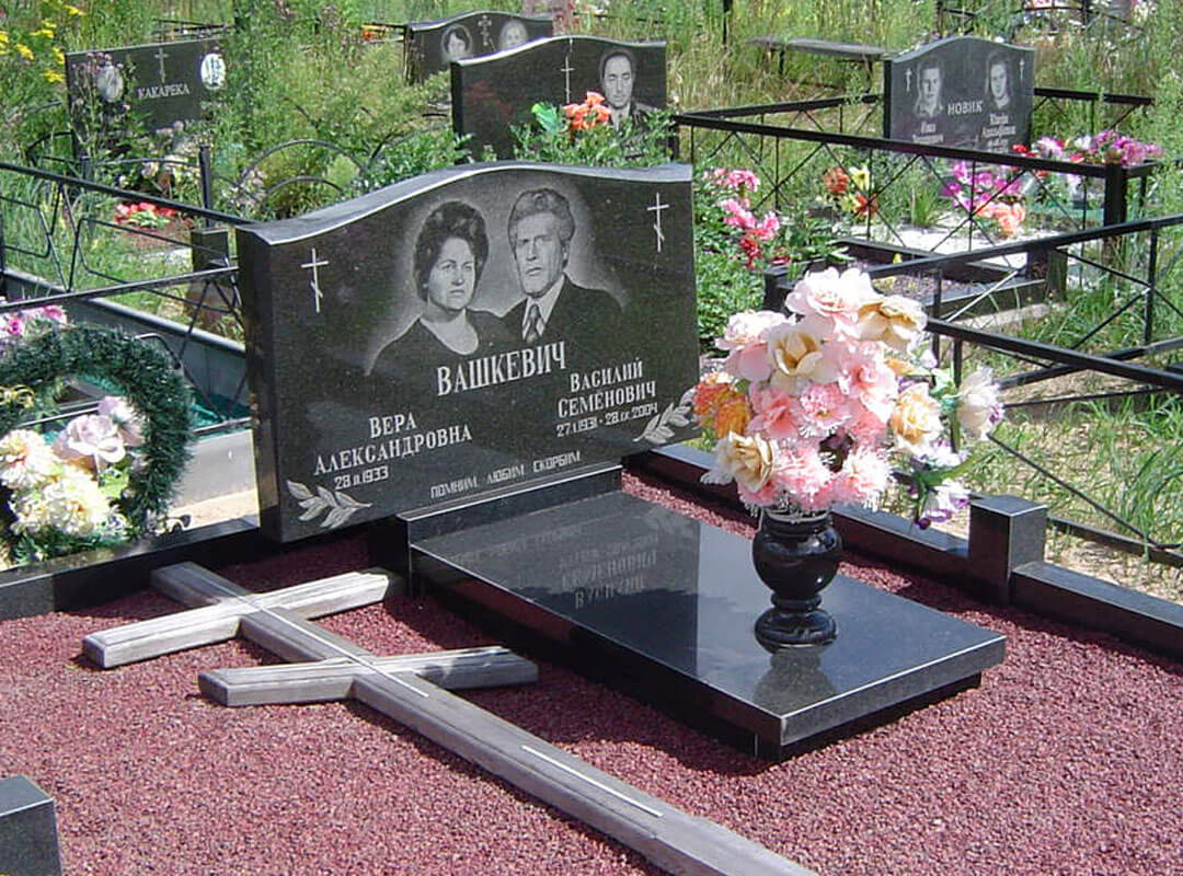 Горизонтальные памятники