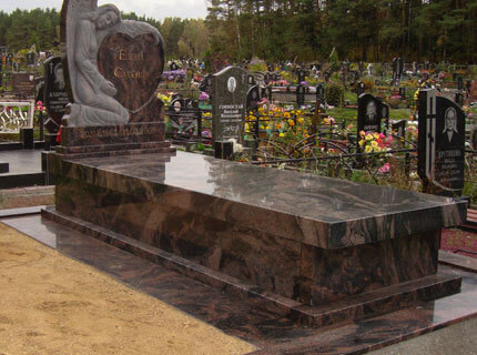 Гранитные памятники: каталог фото